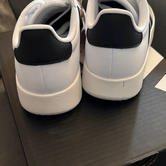 Adidas White and Black Barreda Low-Top Sneakers.  Brand new in box with tags. - Picture 7 of 10